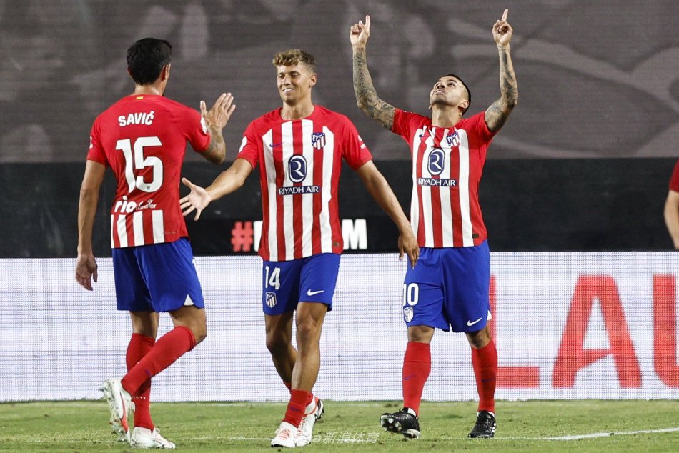 年来吸引了 年来吸引了